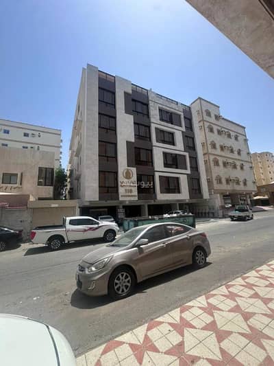 6 Bedroom Apartment for Sale in North Jeddah, Jeddah - 6-room apartment in Al-Bawady neighborhood for sale at a bargain price and exclusive 6 Bedroom Apartment for Sale in North Jeddah, Jeddah - 6-room apartment in Al-Bawady neighborhood for sale at a bargain price and exclusive