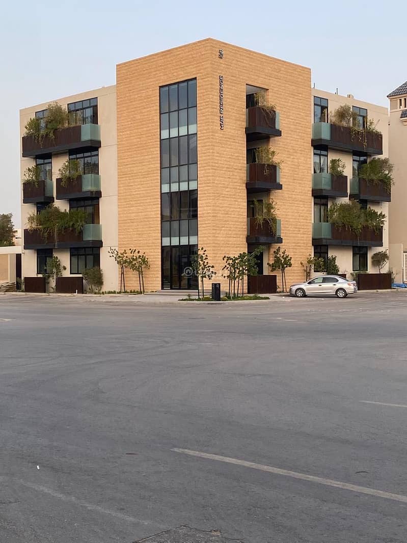 Apartment in North Riyadh,Al Malqa 3 bedrooms 85000 SAR - 88013479 Apartment in North Riyadh,Al Malqa 3 bedrooms 85000 SAR - 88013479