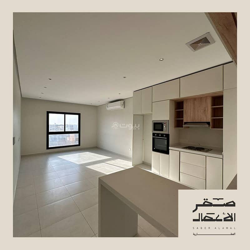 Three-bedroom apartment for rent by the sea Three-bedroom apartment for rent by the sea