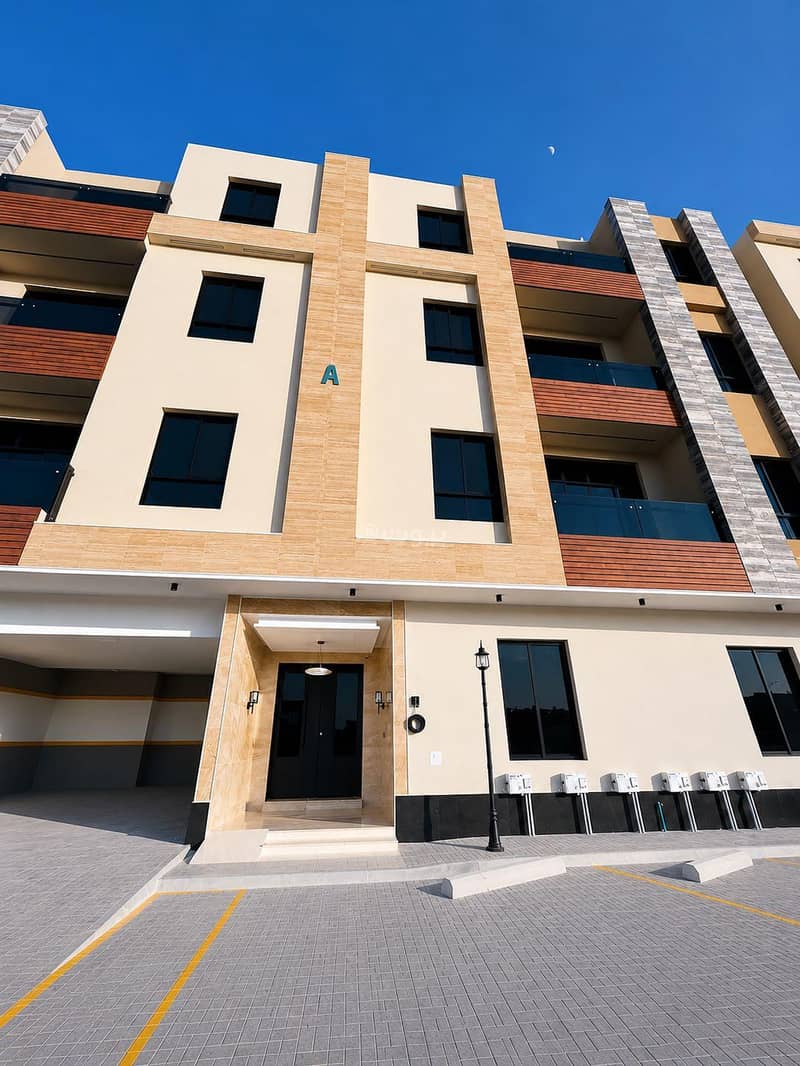 Apartment in East Riyadh,Al Yarmuk 5 bedrooms 990000 SAR - 88010777 Apartment in East Riyadh,Al Yarmuk 5 bedrooms 990000 SAR - 88010777