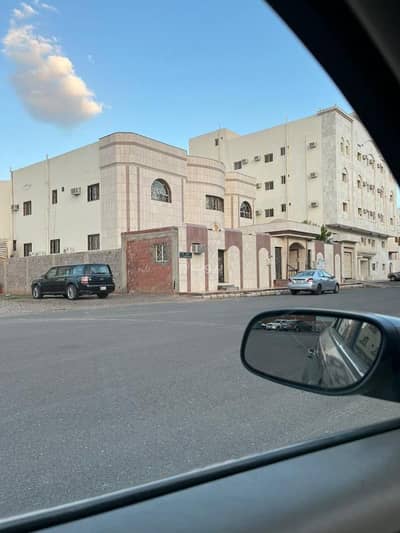 10+ Beds Villa for Sale in Al Aridh, Madina - 11 Bedroom Villa For Sale in Al Aridh, Madina 10+ Beds Villa for Sale in Al Aridh, Madina - 11 Bedroom Villa For Sale in Al Aridh, Madina