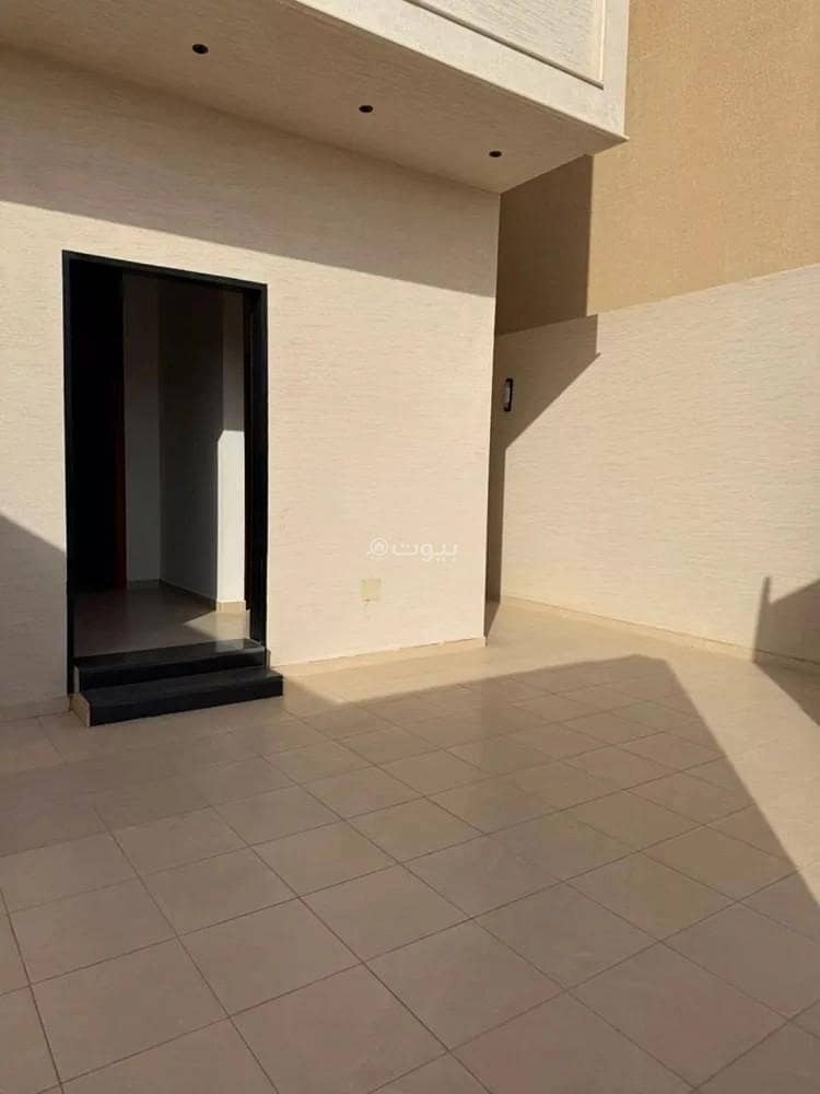 Floor for sale in Al Bayan Neighborhood, East Riyadh Floor for sale in Al Bayan Neighborhood, East Riyadh