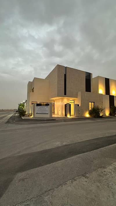 6 Bedroom Villa for Sale in West Riyadh, Riyadh - Residential villa for sale in Al Mahdiya neighborhood, Riyadh Plot area: 300 square meters 6 Bedroom Villa for Sale in West Riyadh, Riyadh - Residential villa for sale in Al Mahdiya neighborhood, Riyadh Plot area: 300 square meters