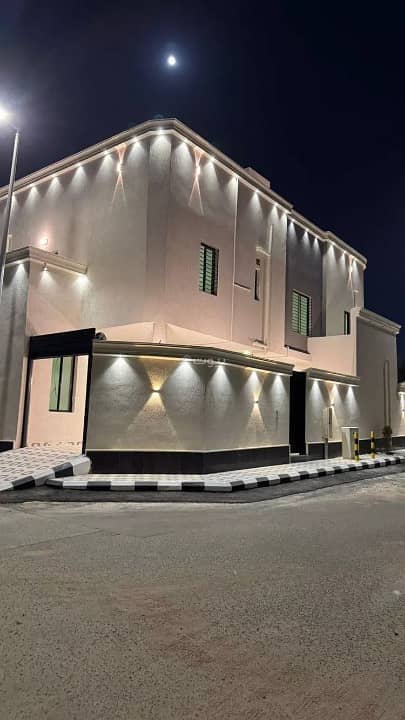 A villa for sale on Ibn Suwaydan Street, Al Wasit District, Taif City. A villa for sale on Ibn Suwaydan Street, Al Wasit District, Taif City.