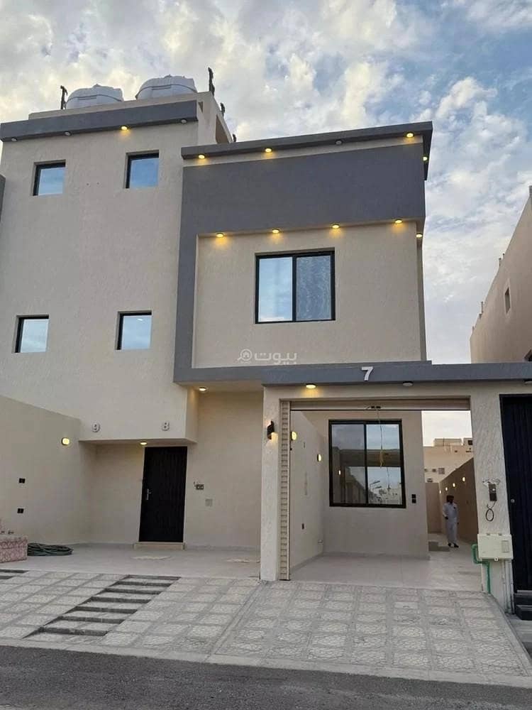 Floor for sale in Badr, South Riyadh Floor for sale in Badr, South Riyadh