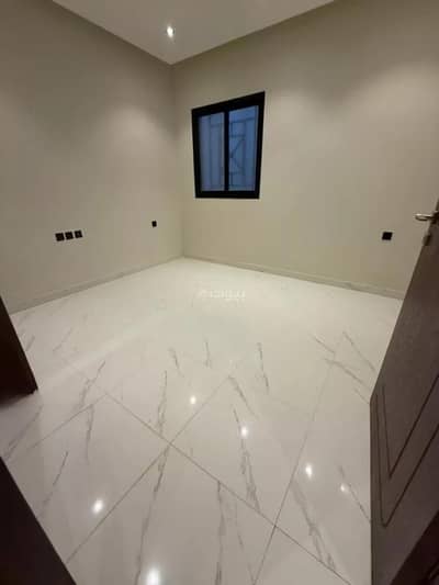 6 Bedroom Flat for Sale in South Riyadh, Riyadh - An apartment for sale on Al Qila Street, Badr District, Riyadh City. 6 Bedroom Flat for Sale in South Riyadh, Riyadh - An apartment for sale on Al Qila Street, Badr District, Riyadh City.