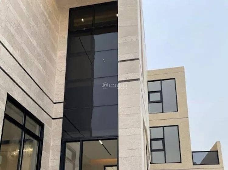 Villa for sale on Al Hafiz Ibn Kathir Street, Al Mahdiyah District, Riyadh. Villa for sale on Al Hafiz Ibn Kathir Street, Al Mahdiyah District, Riyadh.