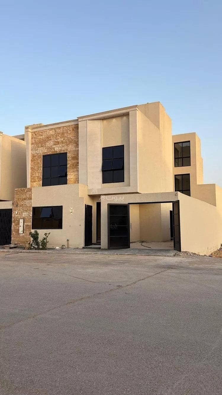 Villa for sale on Street 405, Al Mahdiyah District, Riyadh. Villa for sale on Street 405, Al Mahdiyah District, Riyadh.