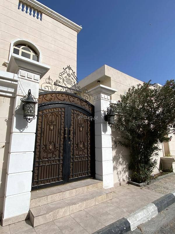 A luxurious villa for rent A unique opportunity to reside in a stylish villa with a modern design and spacious areas, providing the highest levels of comfort and privacy for the family, fully air-conditioned and ready to move in. A luxurious villa for rent A unique opportunity to reside in a stylish villa with a modern design and spacious areas, providing the highest levels of comfort and privacy for the family, fully air-conditioned and ready to move in.