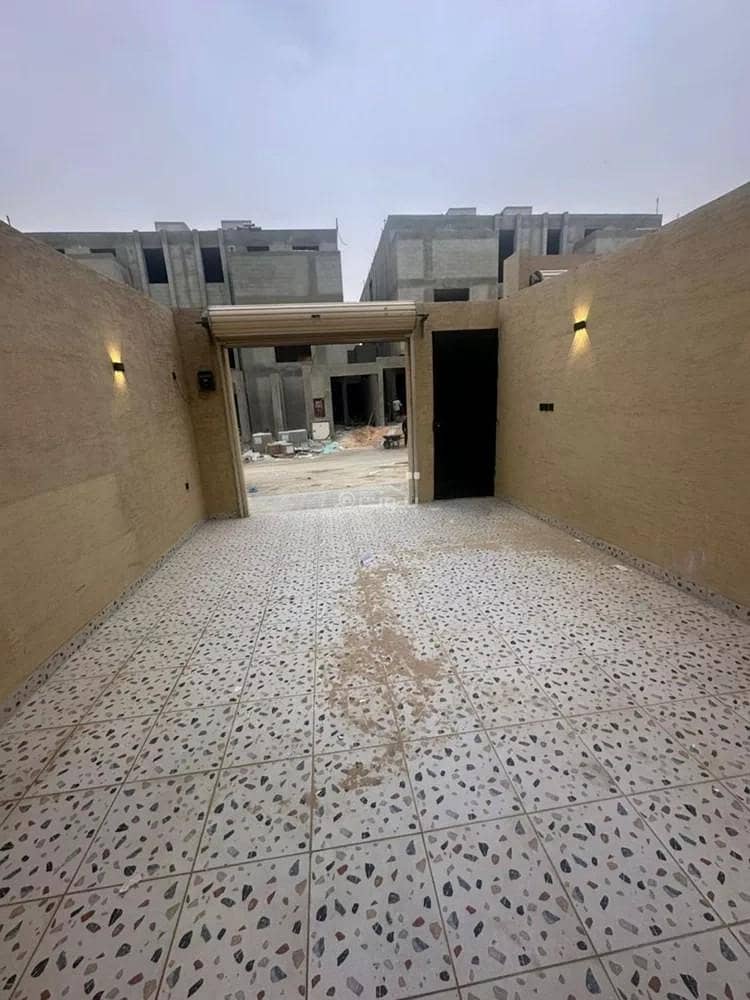 Floor For Sale in Okaz, South Riyadh Floor For Sale in Okaz, South Riyadh