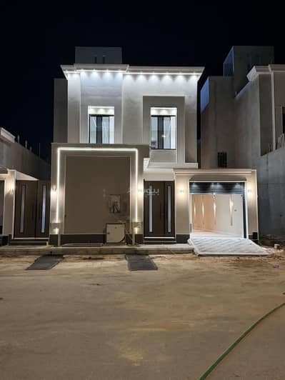 3 Bedroom Floor for Sale in East Riyadh, Riyadh - Floor for sale in Al Janadriyah, East Riyadh 3 Bedroom Floor for Sale in East Riyadh, Riyadh - Floor for sale in Al Janadriyah, East Riyadh