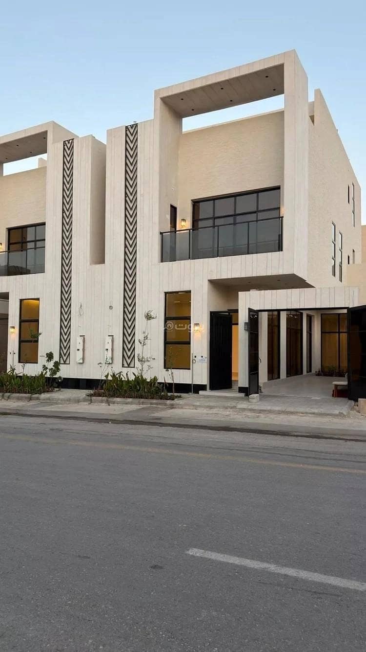 Villa For Sale in Al Mahdiyah, Riyadh Villa For Sale in Al Mahdiyah, Riyadh
