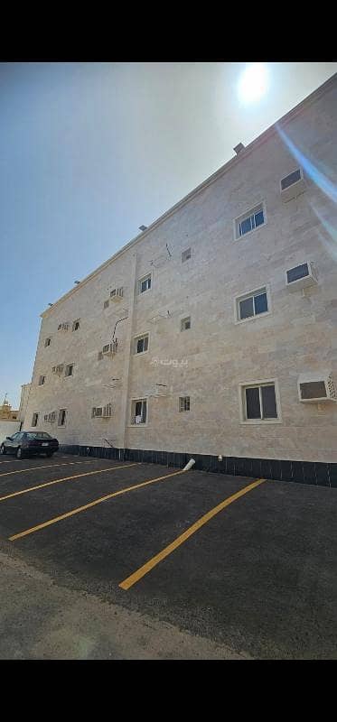 3 Bedroom Flat for Sale in Alsalam District, Khulais - 3-bedroom apartments for sale in the Khaalt? (Khulais) province, امتداد السلام neighborhood. [Note: The original contains Arabic mixed with place name(s). If 'خليص' is Khulais, 'امتداد السلام' is 'Al-Salam Extension'. ]