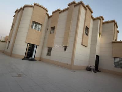 4 Bedroom Villa for Sale in Al Wurud, Rumah - A villa with a separate apartment in Al-Wurado neighborhood, Rummah province, at a distinctive price and area