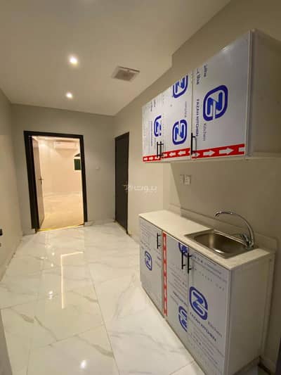 Studio for Rent in East Riyadh, Riyadh - Studio for rent in Al-Yarmouk