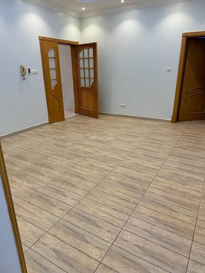 5 Bedroom Flat for Rent in North Jeddah, Jeddah - A large luxurious apartment in a family residential villa 5 Bedroom Flat for Rent in North Jeddah, Jeddah - A large luxurious apartment in a family residential villa