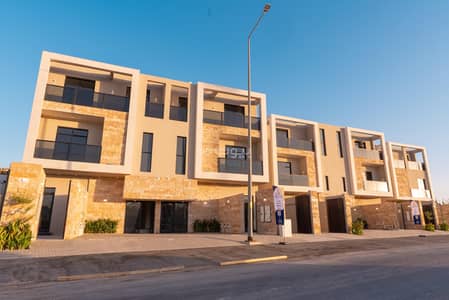 7 Bedroom Floor for Sale in East Riyadh, Riyadh - 7 Bedroom Floor For Sale in Al Rimal, Riyadh 7 Bedroom Floor for Sale in East Riyadh, Riyadh - 7 Bedroom Floor For Sale in Al Rimal, Riyadh