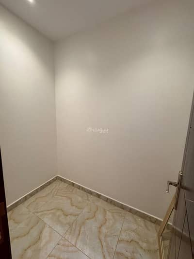 3 Bedroom Apartment for Rent in North Jeddah, Jeddah - 3-bedroom apartment with a living room for rent in Al Marwah, Jeddah 3 Bedroom Apartment for Rent in North Jeddah, Jeddah - 3-bedroom apartment with a living room for rent in Al Marwah, Jeddah