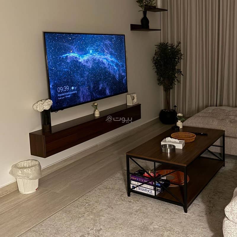 Luxury apartment in Tuwaiq | Smart entry, comfortable sofa and 70" screen Luxury apartment in Tuwaiq | Smart entry, comfortable sofa and 70" screen