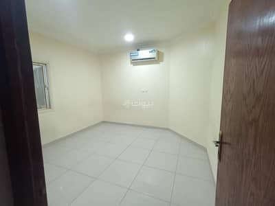 Residential Building for Rent in Al Dabab, Dammam - A room and living room for rent in Al-Dhabb, Dammam