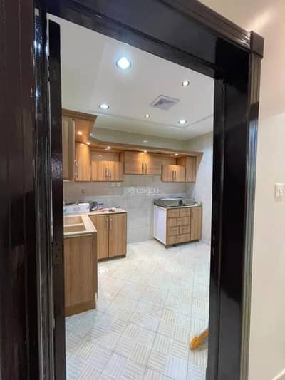 3 Bedroom Apartment for Rent in West Riyadh, Riyadh - Apartment for rent on Sultana Street, Dhahrat Laban neighborhood, Riyadh city, Riyadh regio 3 Bedroom Apartment for Rent in West Riyadh, Riyadh - Apartment for rent on Sultana Street, Dhahrat Laban neighborhood, Riyadh city, Riyadh regio