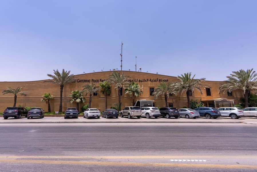 **Warehouse for Sale** Located on **Eastern Ring Road Extension (Service Road), Al Manakh District, Riyadh City, Riyadh Region, Saudi Arabia. ** **Warehouse for Sale** Located on **Eastern Ring Road Extension (Service Road), Al Manakh District, Riyadh City, Riyadh Region, Saudi Arabia. **