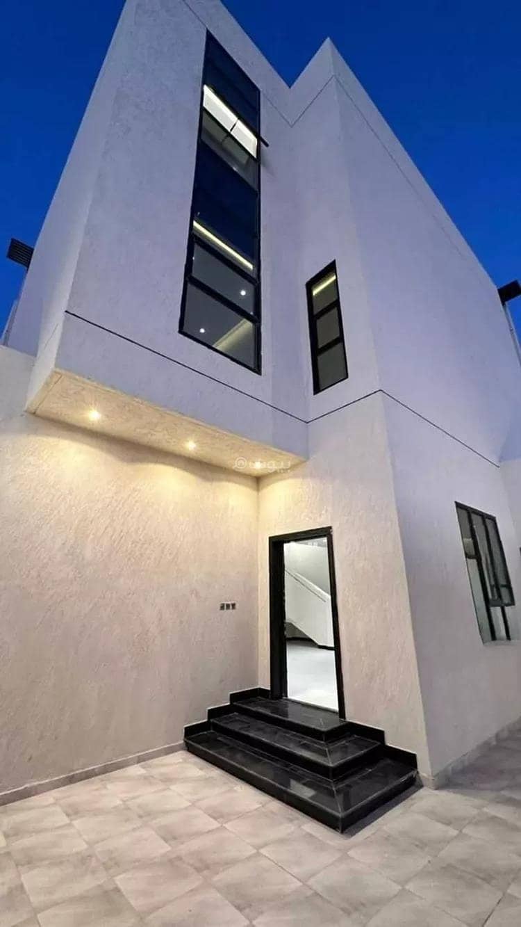 A villa for sale on Zumaym Bin Juwaybir Al Sawat Street, Nobala District, Medina City. A villa for sale on Zumaym Bin Juwaybir Al Sawat Street, Nobala District, Medina City.