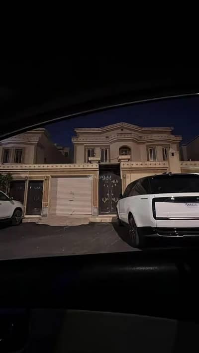 10+ Beds Villa for Sale in East Riyadh, Riyadh - Villa For Sale in Ishbiliyah, Riyadh