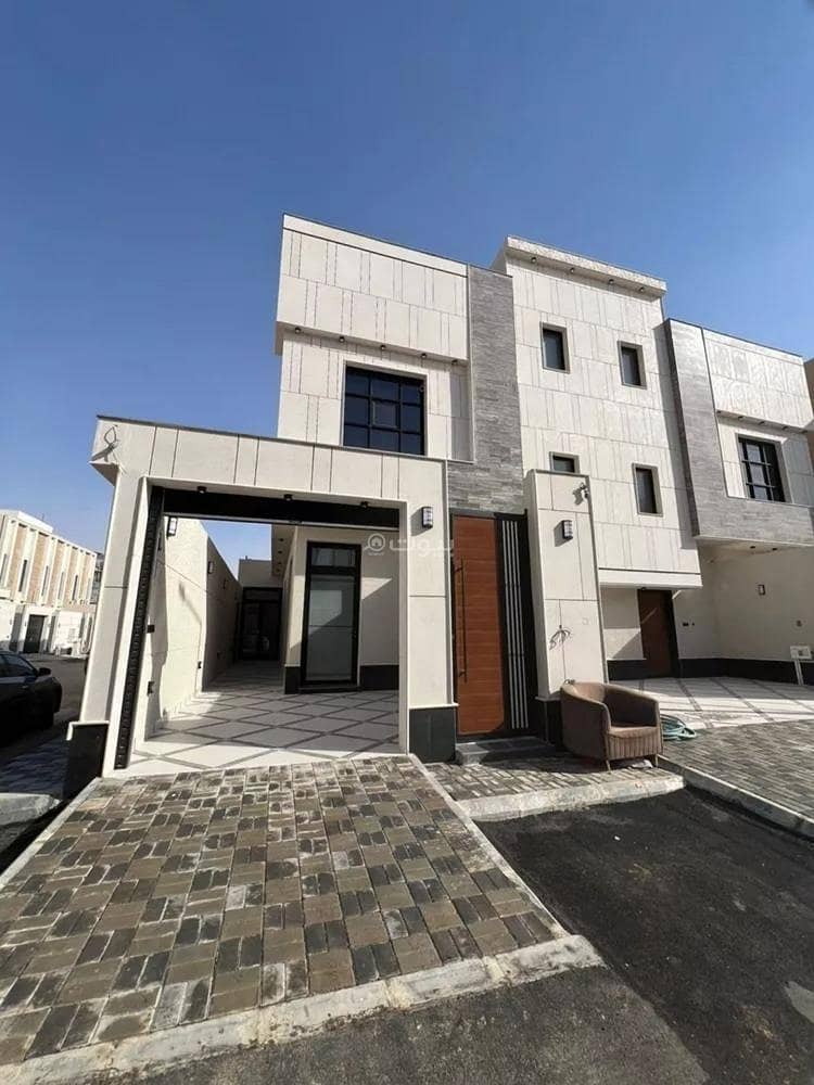 دور للبيع في حي الجنادرية، شرق الرياض دور للبيع في حي الجنادرية، شرق الرياض