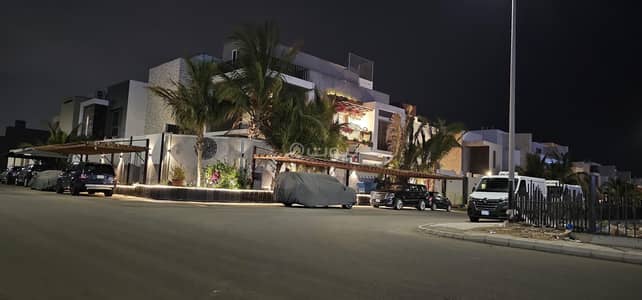 7 Bedroom Villa for Sale in North Jeddah, Jeddah - Villa For Sale in Al Amwaj, Jeddah 7 Bedroom Villa for Sale in North Jeddah, Jeddah - Villa For Sale in Al Amwaj, Jeddah