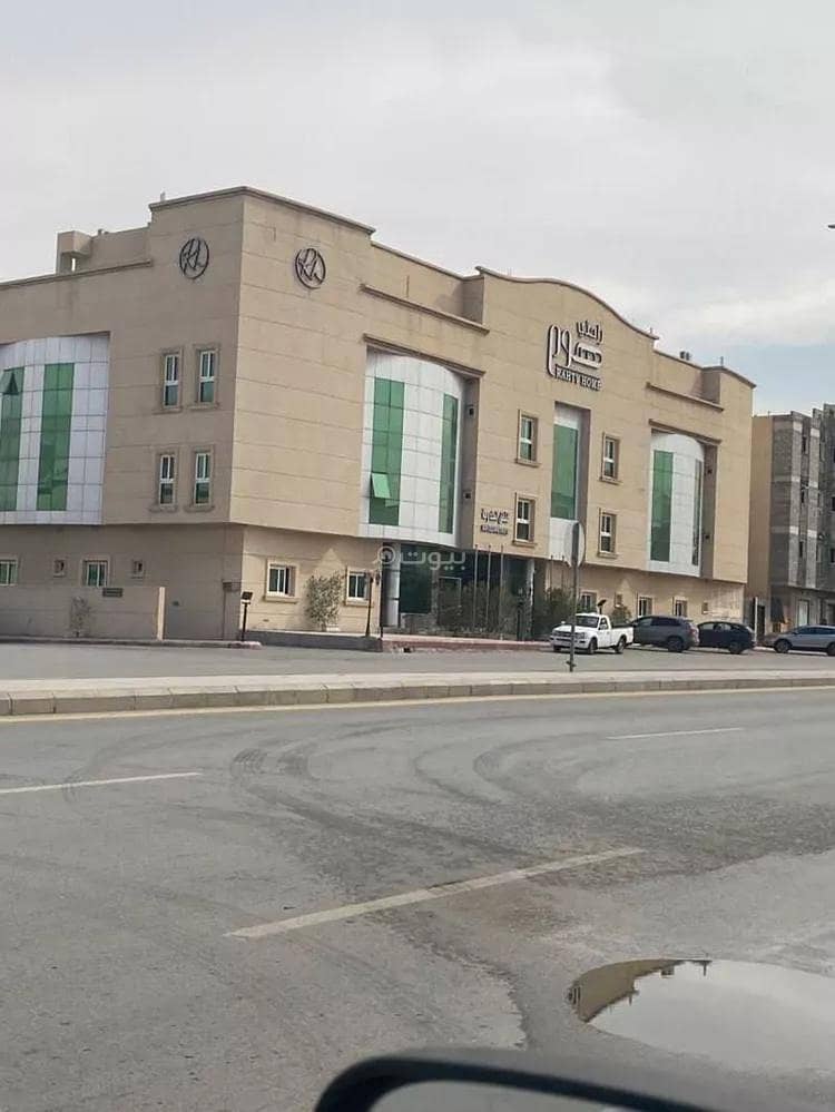 Residential Building in East Riyadh,Al Shuhada 11 bedrooms 28000000 SAR - 87846836 Residential Building in East Riyadh,Al Shuhada 11 bedrooms 28000000 SAR - 87846836