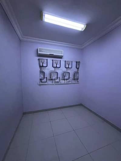 4 Bedroom Flat for Rent in East Riyadh, Riyadh - An apartment for rent on Al Qamar Street, Al Izdihar District, Riyadh City. 4 Bedroom Flat for Rent in East Riyadh, Riyadh - An apartment for rent on Al Qamar Street, Al Izdihar District, Riyadh City.