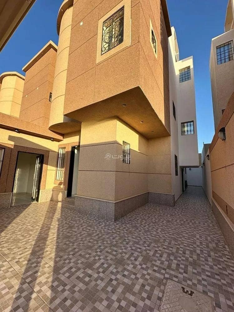 A villa for sale on Abi Bakr Bin Fathoun Street, Al Mahdiyyah District, Riyadh City. A villa for sale on Abi Bakr Bin Fathoun Street, Al Mahdiyyah District, Riyadh City.