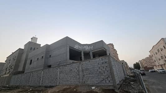 8 Bedroom Villa for Sale in Alsalam District, Khulais - Prime villa for sale in the امتداد السلام neighborhood, Khais (Khulais) Governorate
