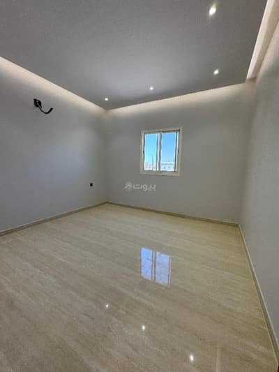 3 Bedroom Flat for Sale in East Riyadh, Riyadh - Two-storey villa for sale at a very crazy price, Al Janadriyah neighborhood, Eastern Gate development plan, price 570 thousand, bank is acceptable