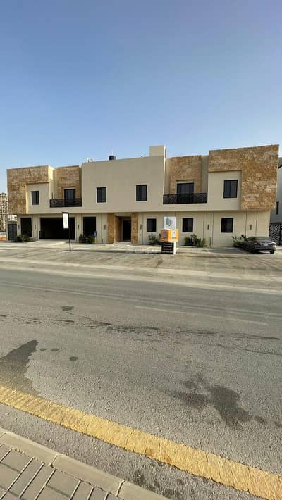 3 Bedroom Flat for Rent in East Riyadh, Riyadh - Apartment in East Riyadh,Al Rimal 3 bedrooms 60000 SAR - 88027331 3 Bedroom Flat for Rent in East Riyadh, Riyadh - Apartment in East Riyadh,Al Rimal 3 bedrooms 60000 SAR - 88027331