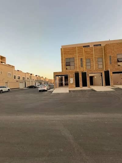 4 Bedroom Floor for Sale in West Riyadh, Riyadh - Floor for Sale in Tuwaiq, West Riyadh 4 Bedroom Floor for Sale in West Riyadh, Riyadh - Floor for Sale in Tuwaiq, West Riyadh