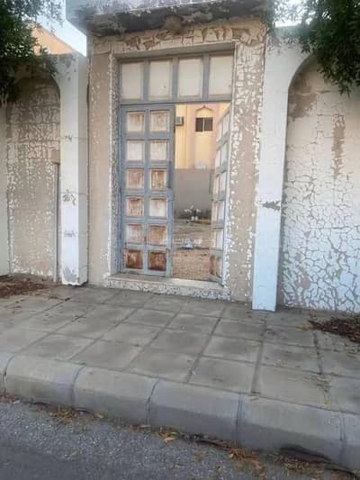 Residential Land for Sale in Al Yasmin, Alkhubara Wal Sahabeen - Land 363 SQM Facing West on 30m Width Street Residential Land for Sale in Al Yasmin, Alkhubara Wal Sahabeen - Land 363 SQM Facing West on 30m Width Street