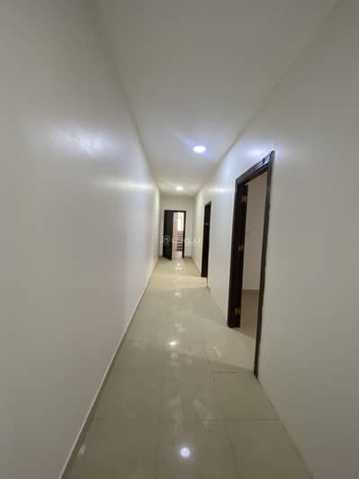 6 Bedroom Apartment for Rent in Taybay, Dammam - Bachelor apartment for rent in Taybea, Dammam 6 Bedroom Apartment for Rent in Taybay, Dammam - Bachelor apartment for rent in Taybea, Dammam