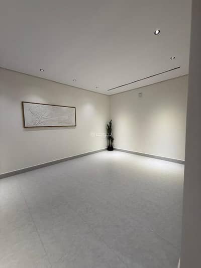 4 Bedroom Floor for Sale in East Riyadh, Riyadh - First-floor for sale in Al-Bayan District, Riyadh