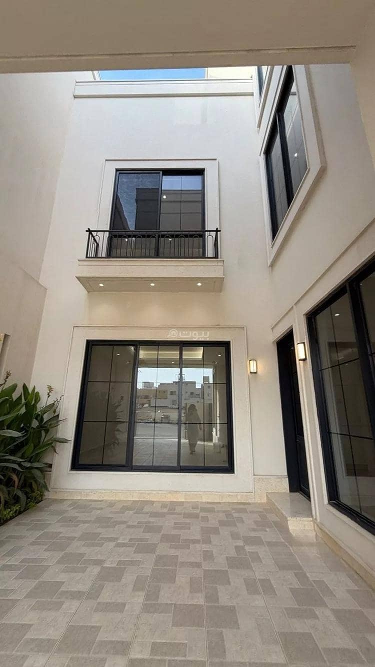 A villa for sale on 405 Al Mahdiyyah Street, Al Mahdiyyah District, Riyadh City. A villa for sale on 405 Al Mahdiyyah Street, Al Mahdiyyah District, Riyadh City.