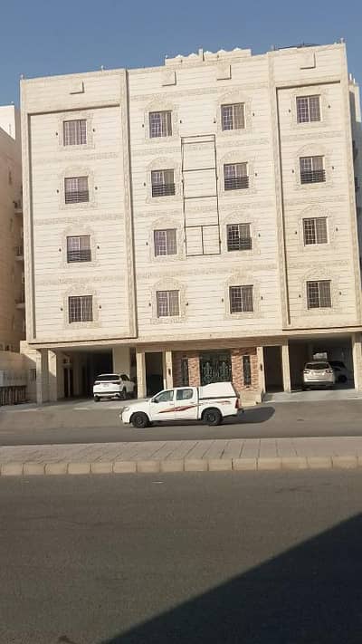 5 Bedroom Apartment for Rent in North Jeddah, Jeddah - Spacious apartment for rent in Jeddah – Al-Hamdaneya District