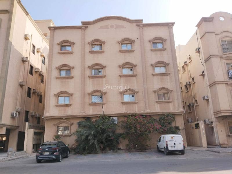A spacious apartment in the Al-Salam neighborhood, in a prestigious location near the corniche. A spacious apartment in the Al-Salam neighborhood, in a prestigious location near the corniche.