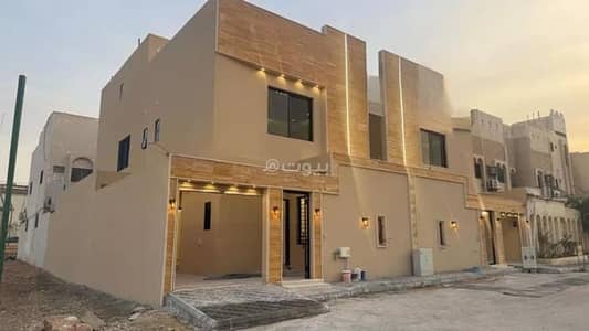 7 Bedroom Villa for Sale in West Riyadh, Riyadh - Villa for sale on Abi Abdullah Al Rukn Street, Al Uraija Al Wusta District, Riyadh. 7 Bedroom Villa for Sale in West Riyadh, Riyadh - Villa for sale on Abi Abdullah Al Rukn Street, Al Uraija Al Wusta District, Riyadh.