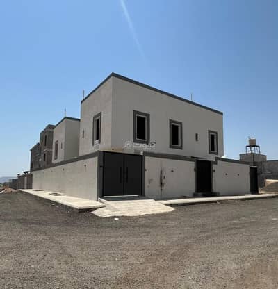 Residential Building for Sale in Wadi Al Battan, Madina - Building for sale in Al-Shorouq Plot Residential Building for Sale in Wadi Al Battan, Madina - Building for sale in Al-Shorouq Plot