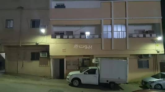 8 Bedroom Residential Building for Rent in Central Riyadh, Riyadh - Building for rent on Al Ramam Street, Al Yamamah District, Riyadh.