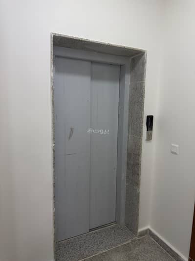 2 Bedroom Apartment for Rent in Thuqbah, Al Khobar - Apartment in Thuqbah 2 bedrooms 23000 SAR - 88032452