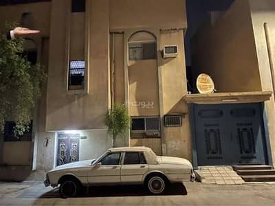 عمارة سكنية 10+ غرف نوم للبيع في وسط المدينة، عنيزة - عمارة للبيع في حي وسط المدينة, مدينة عنيزة, منطقة القصيم
