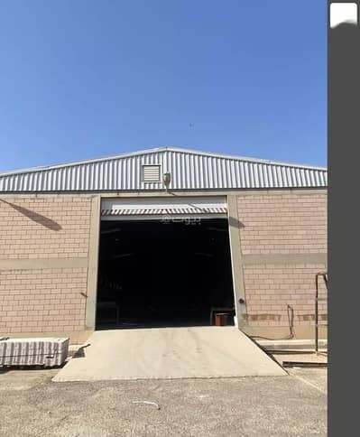 Warehouse for Rent in East Riyadh, Riyadh - Warehouse for rent on Mohammed bin Al-Bashir Street, Al-Sili District, Riyadh City, Riyadh Region