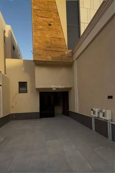 3 Bedroom Floor for Sale in East Riyadh, Riyadh - 3 Bedroom House For Sale in Al Jinadriyah, Riyadh